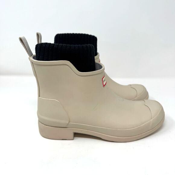 Hunter Play Short Rain Boots Womens 6 Zinc Light Beige Boot Socks Chore READ - Picture 3 of 10